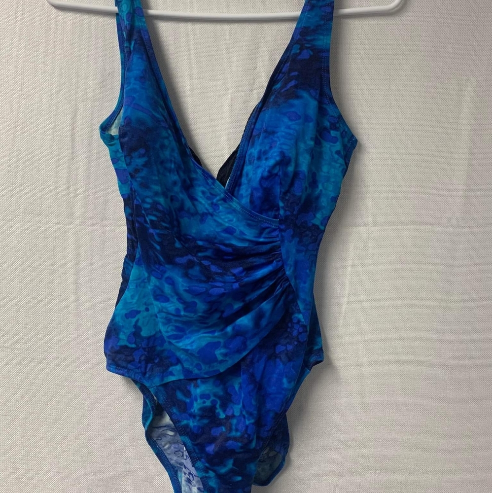 Womens one piece swimsuit